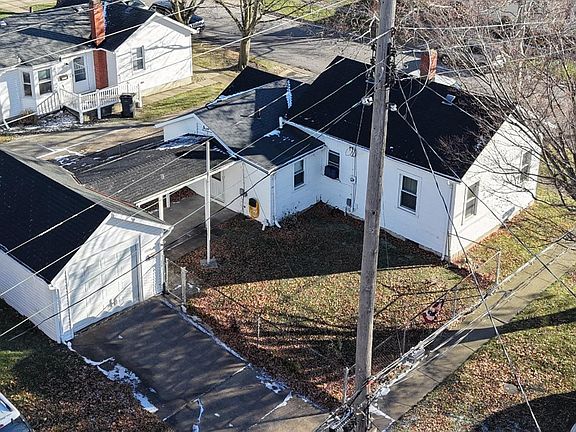 3rd image of 1034 Putnam St