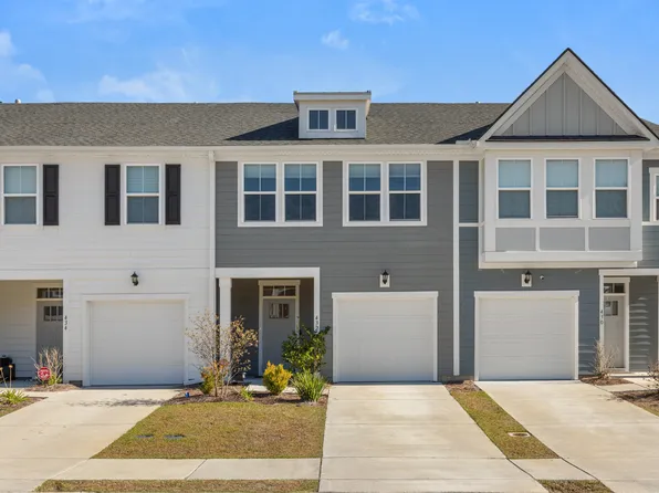 432 Trotters Ln, Moncks Corner, SC 29461