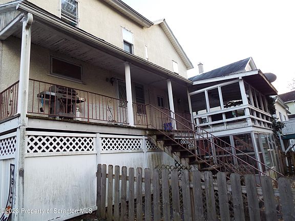 4th image of 304-306 S Valley Ave