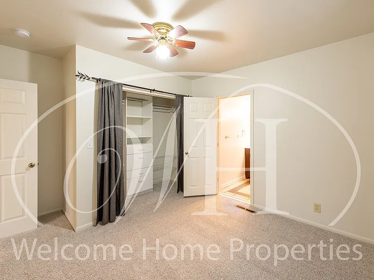 403 SW 2nd St — Photo 10