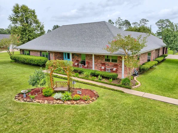 2442 E Armand St, Lake Charles, LA 70611