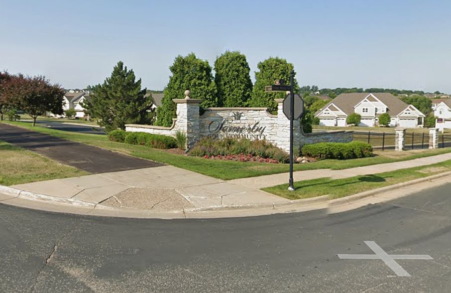 2nd image of 1569 Belvior Ln NE