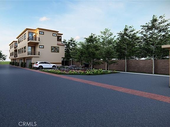 3rd image of 25767 Alessandro Blvd
