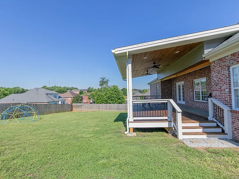 122 Buckhaven Dr — Photo 46