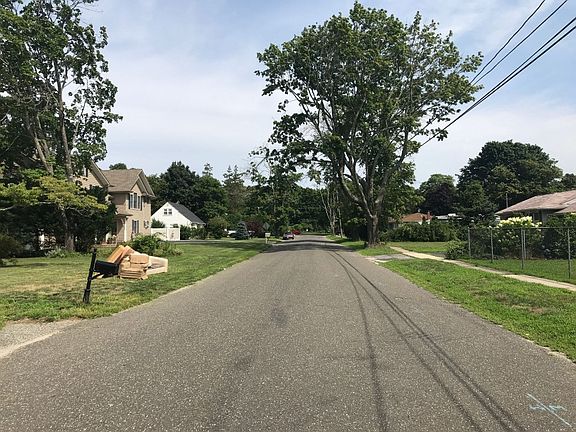 5th image of 55 N Ocean Ave
