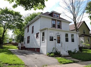 648 Lenox Ave, Waukegan, IL