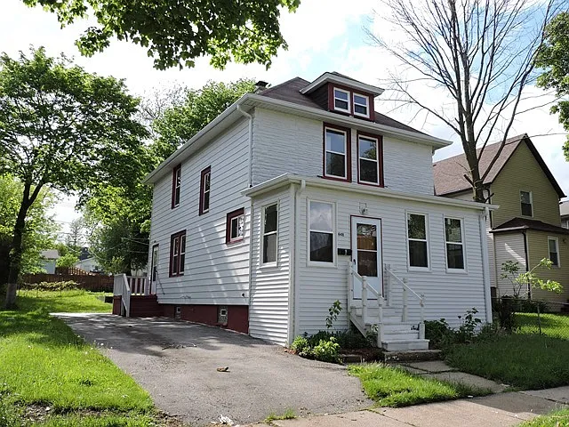 648 Lenox Ave photo 1