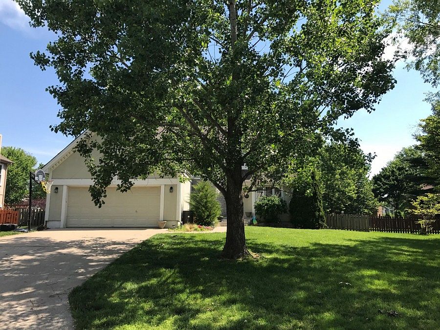 2nd image of 4055 SW Clipper Ln