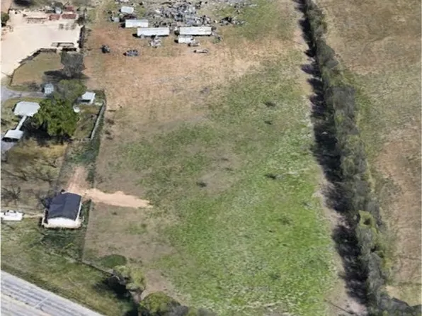 3245 N Old Bastrop Hwy, San Marcos, TX 78666