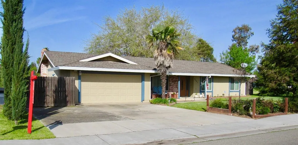 2765 Ranchero Ln photo 1