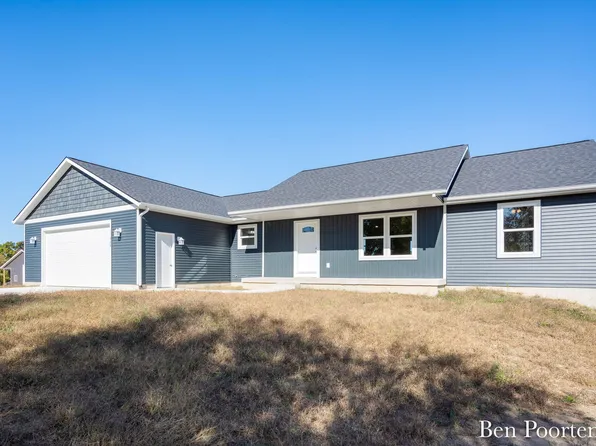 11868 W Barber Rd, Greenville, MI 48838