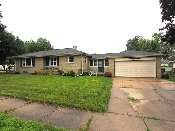 1292 Mather St, Green Bay, WI 54303