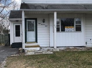 808 Oak St, Lakehurst, NJ 08733