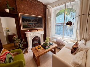 257 W 10th St APT 1E, New York, NY 10014