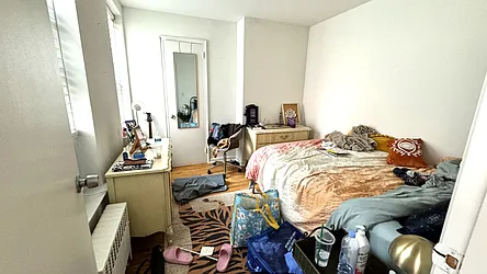 Rented by HOLTON REAL ESTATE INC.