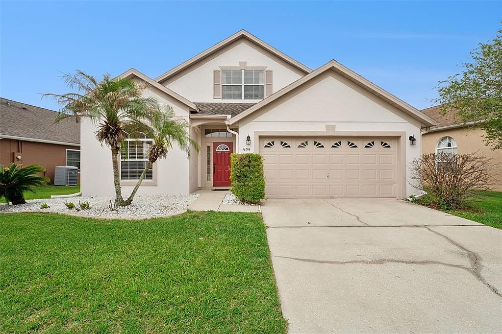 1109 Royal Saint George Dr