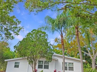 210 Emerald Ln, Largo, FL 33771