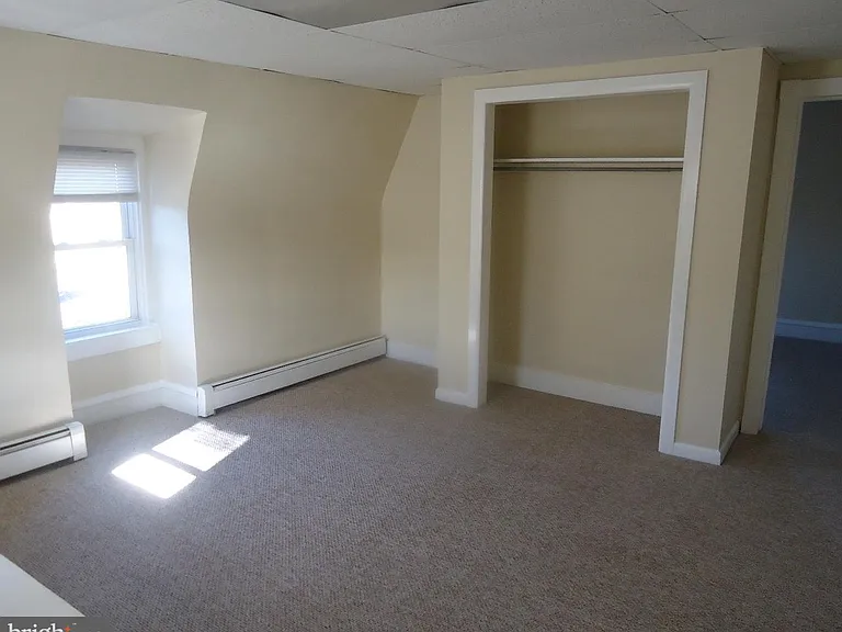 216 E Penn Ave #B — Photo 13