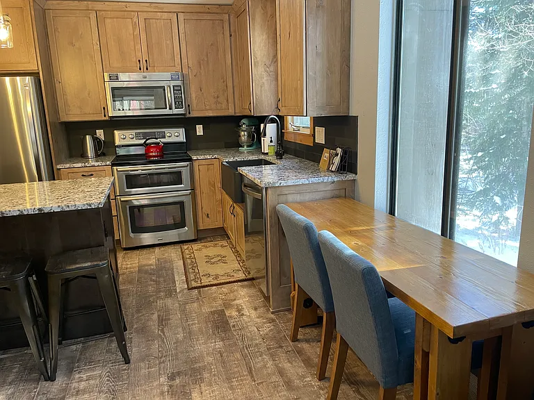 160 Creekside Dr #B13 — Photo 6