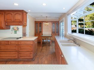 10302 Deerhill Dr, Santa Ana, CA 92705