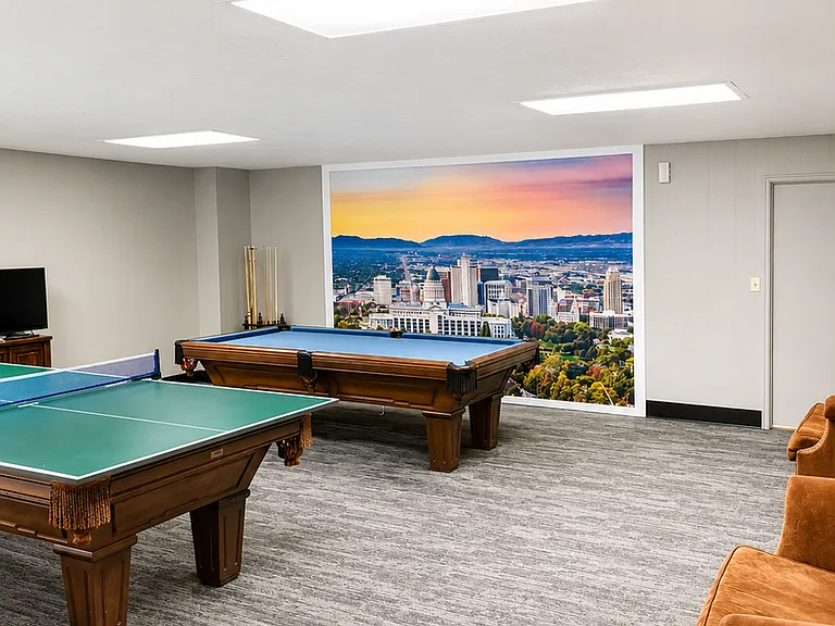241 N Vine St — Photo 13