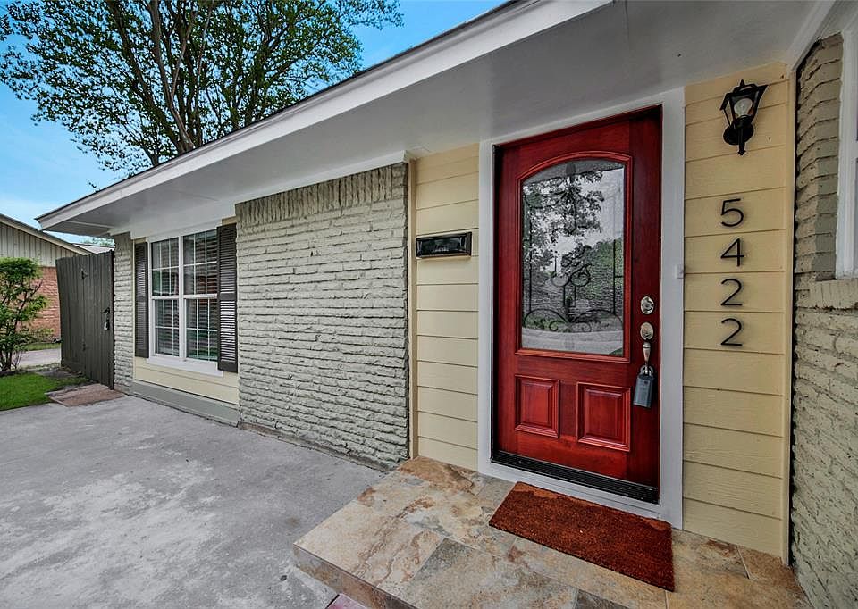 1st image of 5422 Nina Lee Ln