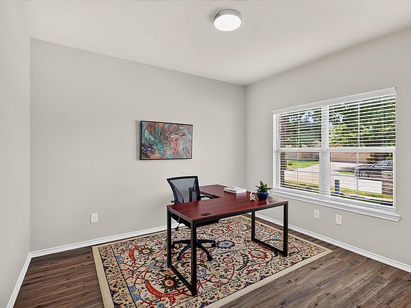 5th image of 1710 Twin Hills Way