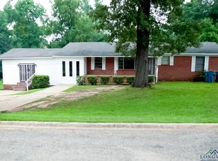 309 E Woodland Rd, Marshall, TX 75672