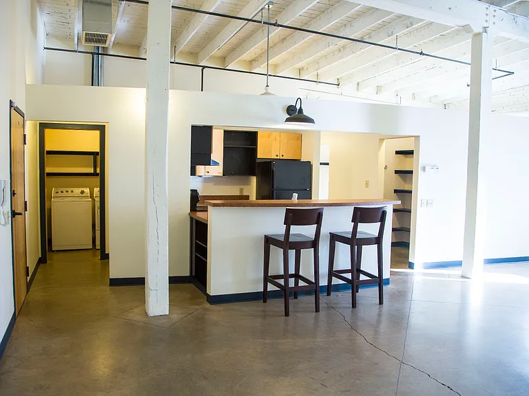 2608 Montana Ave #202 — Photo 5