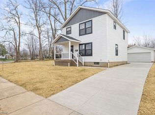 1334 Hazelwood Ave, Akron, OH