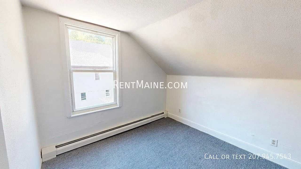 3 bed, 816 sqft, $1,100 — Photo 4