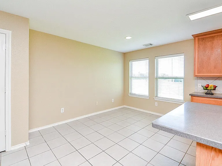 6419 Bennington Springs Dr — Photo 9