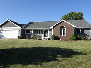 1907 Spring St, Grinnell, IA 50112