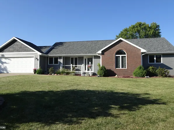 1907 Spring St, Grinnell, IA 50112