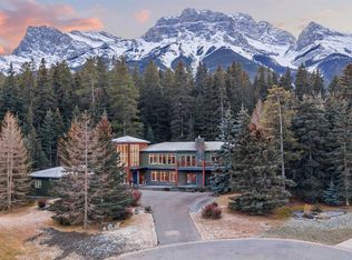 4 E Prospect Close, Canmore, AB T1W2S3