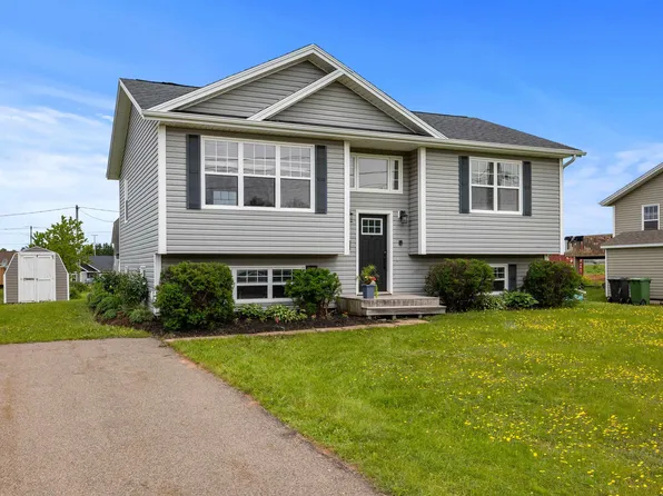 5 Darte Dr, Charlottetown, PE C1A 0C7