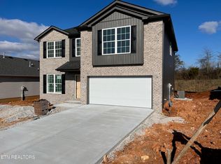 3639 Crimson Cir, Maryville, TN 37801