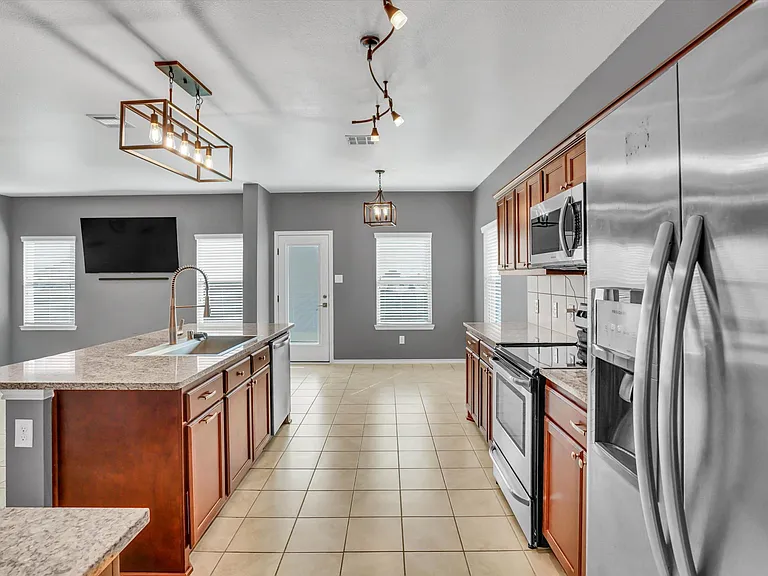 1535 Meadowlake Dr — Photo 20