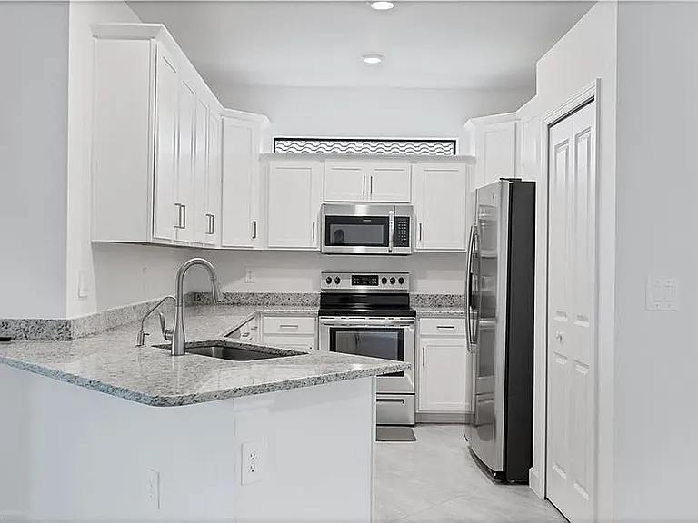 14003 Pine Lodge Ln — Photo 13
