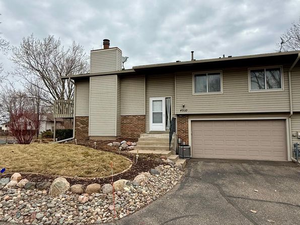 4510 Bridge Ct, Shoreview, MN 55126