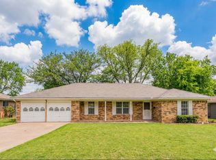 6248 Trail Lake Dr, Fort Worth, TX 76133