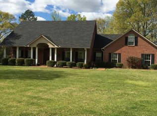 8250 Pea Vine Rd, Middleton, TN 38052