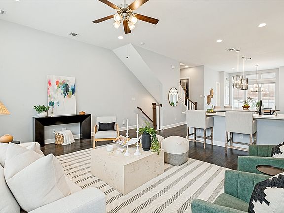 5th image of 710 High Garden Pl