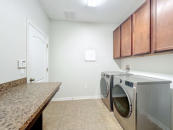 laundry room 1st floor