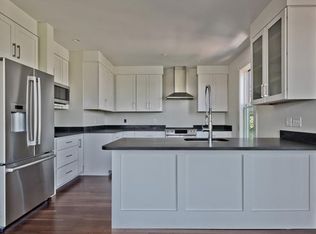 72 Munjoy St #1, Portland, ME 04101