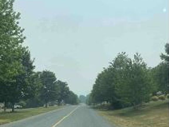 Exterior Neighborhood (street photo)