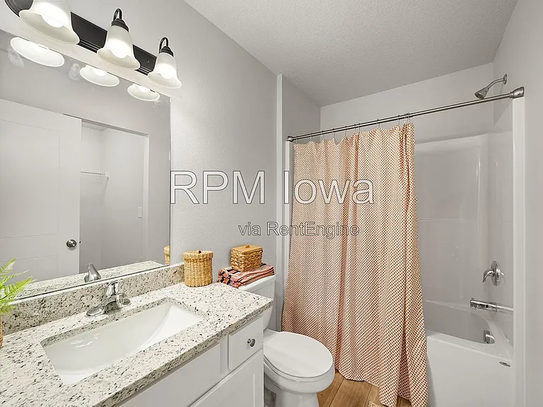 325 Freedom Way — Photo 4