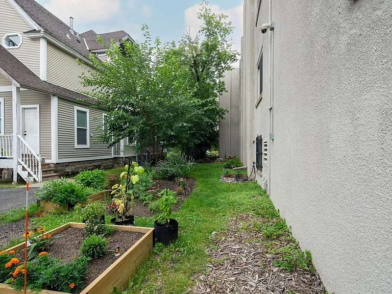 3120 Hennepin Ave #205 — Photo 16