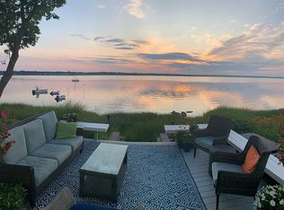 10 Herbert St, Warwick, RI 02818