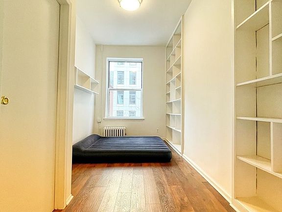 4th image of 154 E 28th St APT 3F